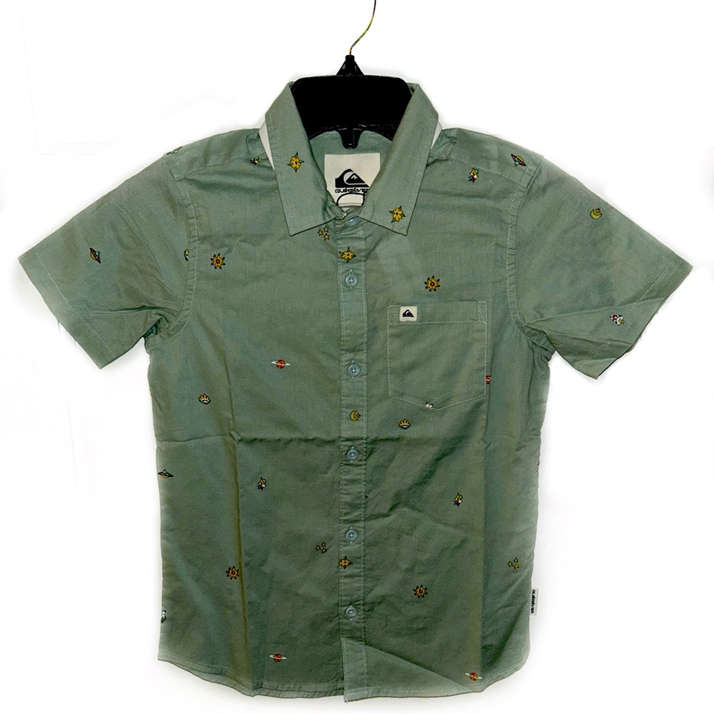 Boys size 7 NWT Quicksilver Button up Short Sleeve